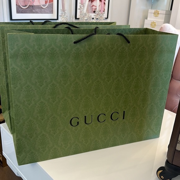 AUTHENTIC LARGE GUCCI PAPER SHOPPING BAG - Picture 6 of 17